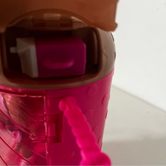 LOL Surprise Under Wraps Eye Spy Series 4 L.O.L. Big Sister Doll - Picture 5 of 8